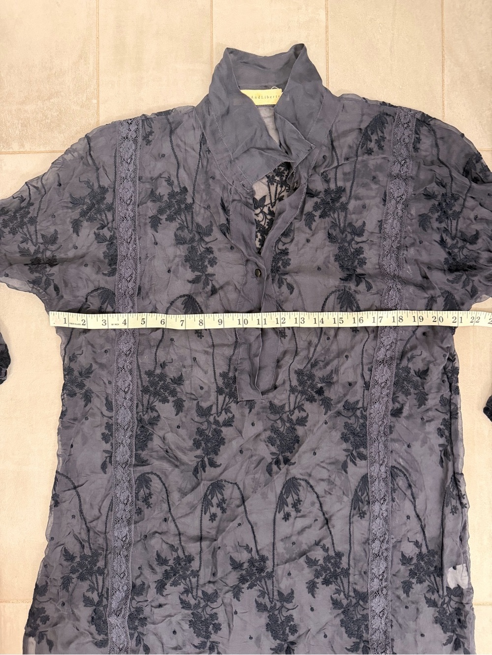 Johnny Was x 4 Love and Liberty Silk Hanna Tunic Blue Size Medium - Picture 6 of 6